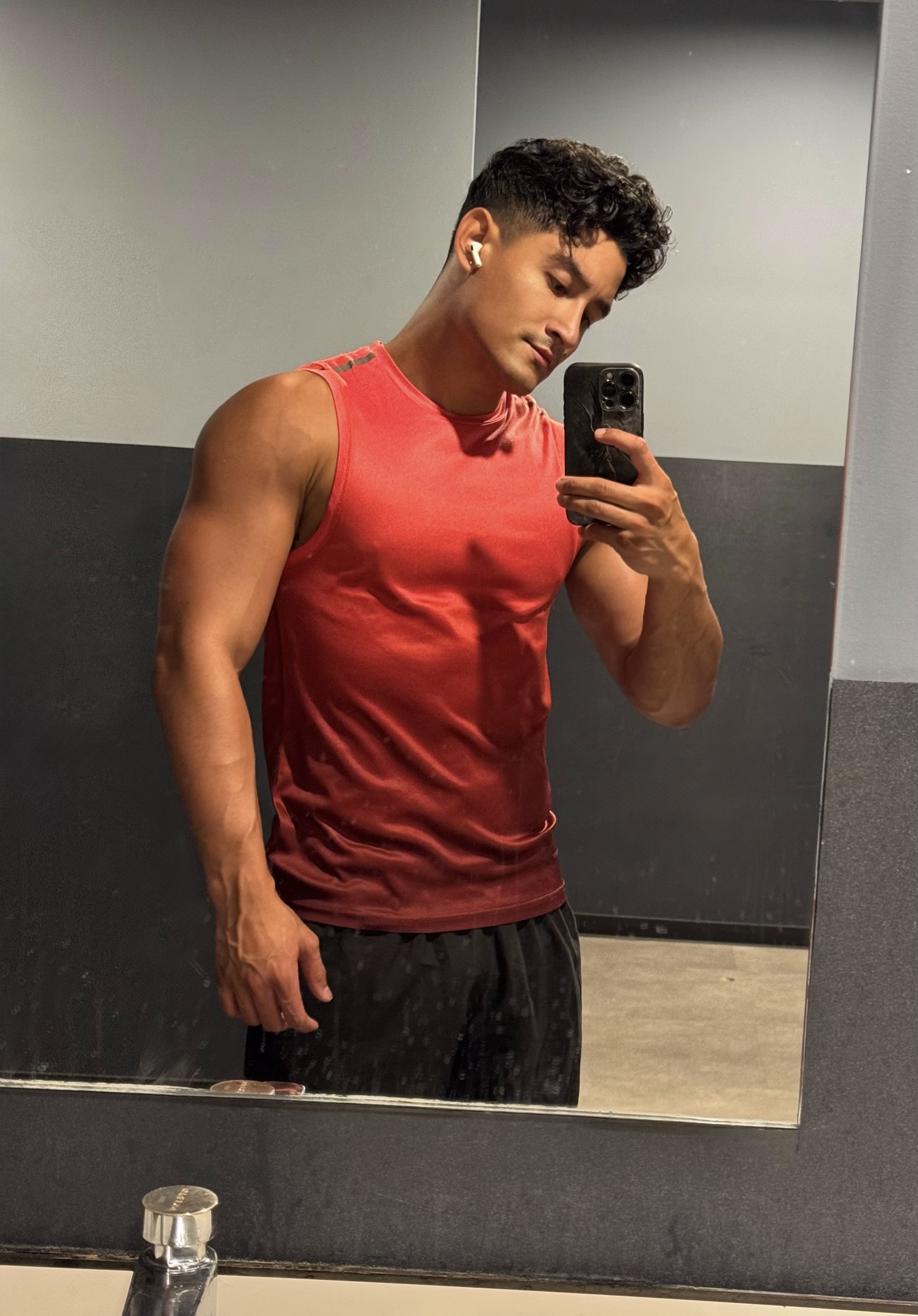 664407620 | BRUNO | Chico