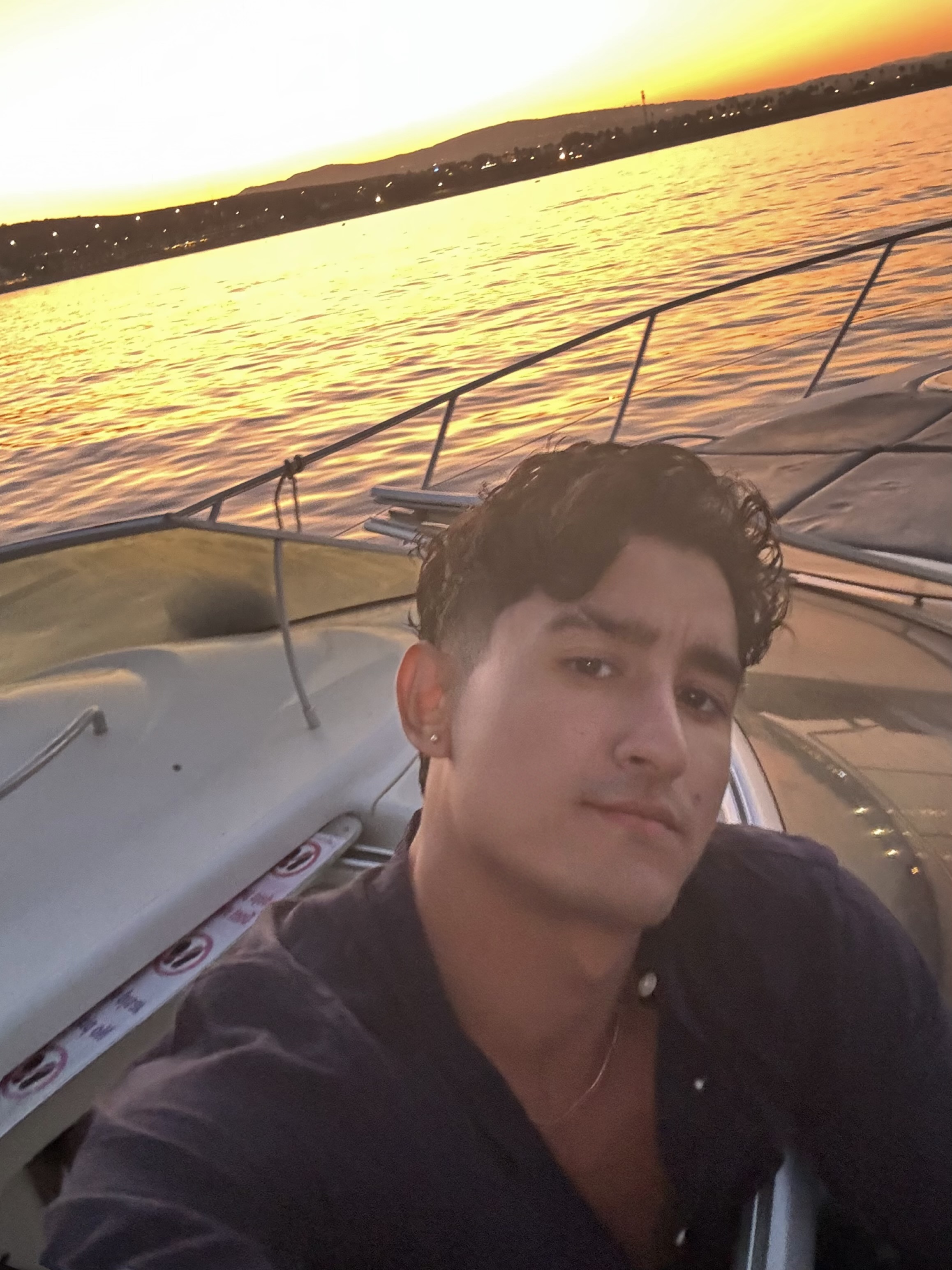664407620 | BRUNO | Chico