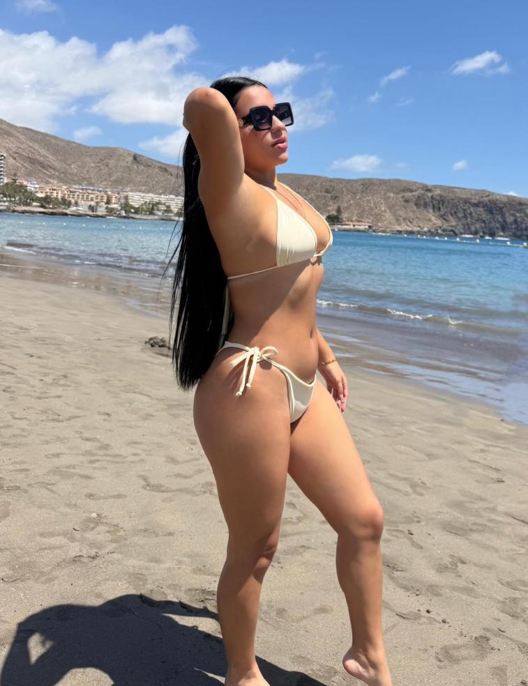 655310492 | NICOL | Escort