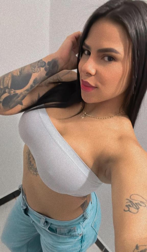 602425805 | MAR | Chica