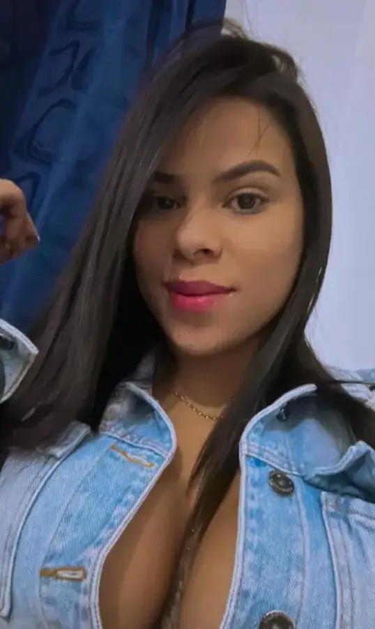 602425805 | MAR | Chica