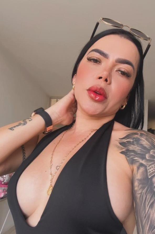 674328896 | SHANEL | Chica