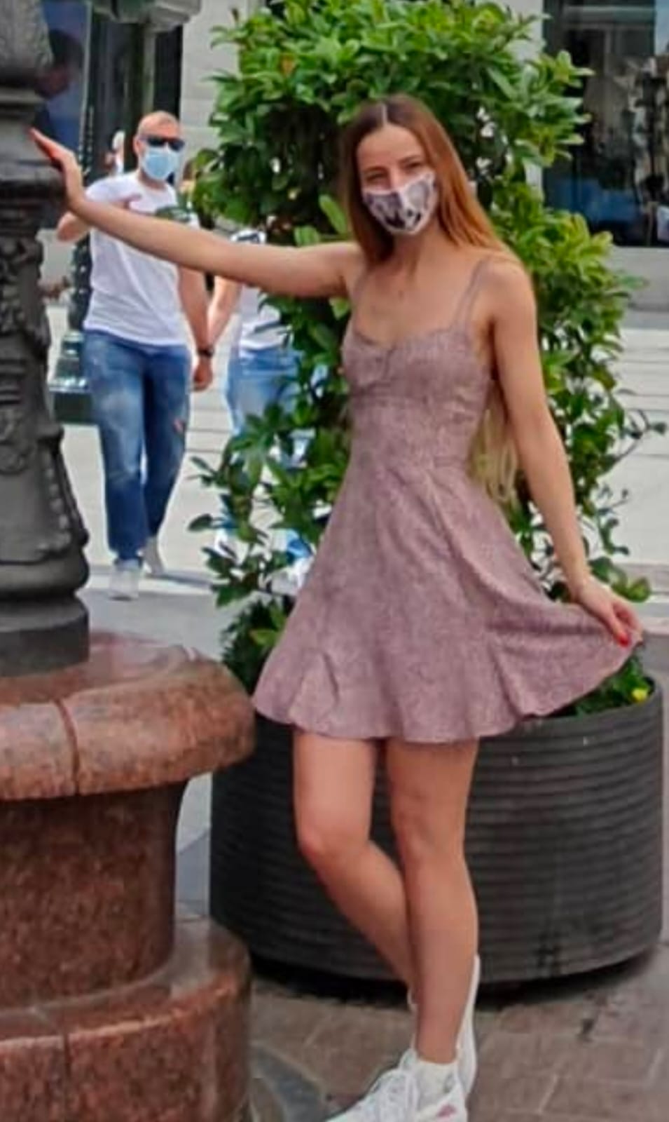 722697132 | VICTORIA | Chica