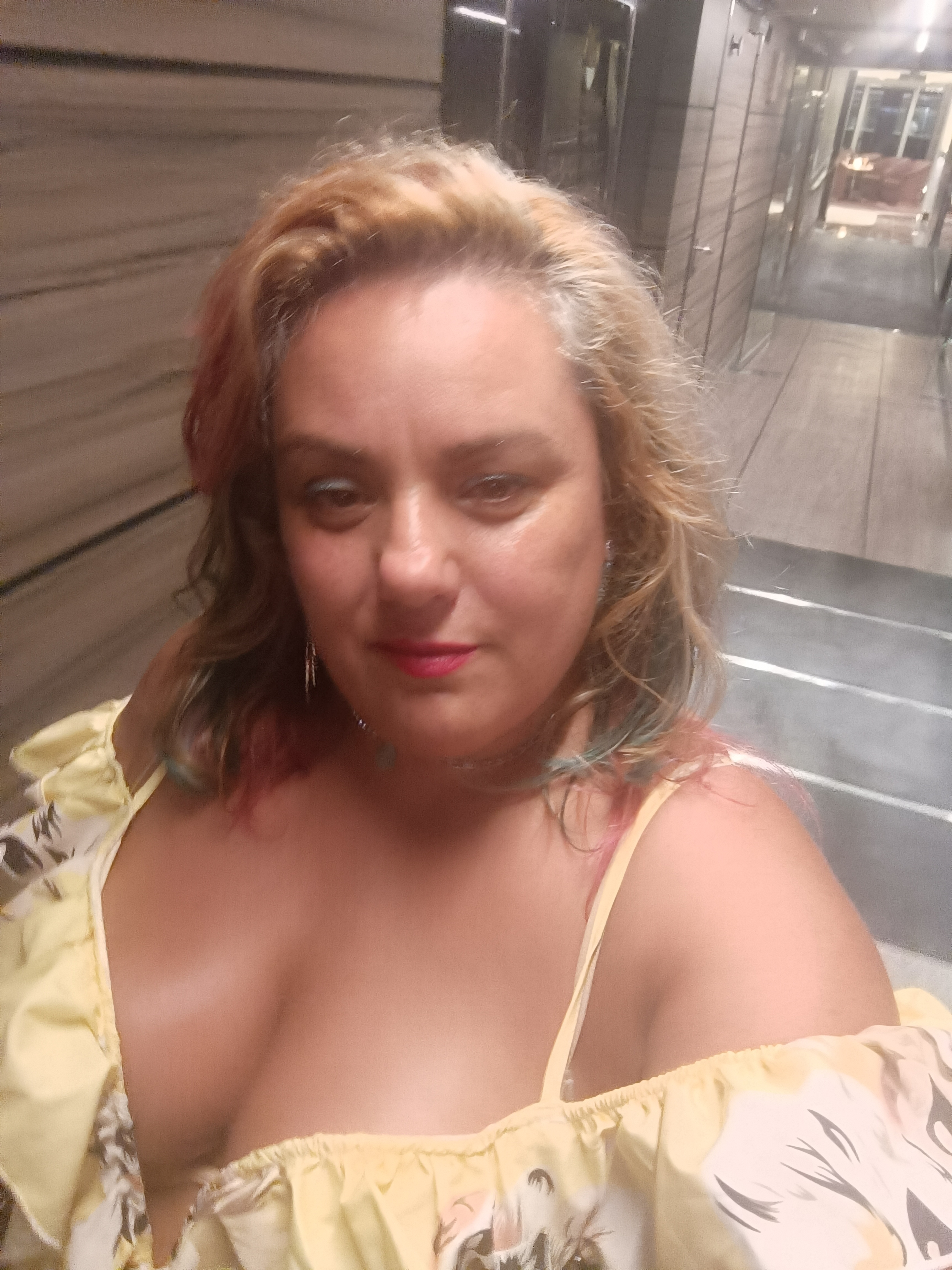 695463331 | LUCÍA | Chica