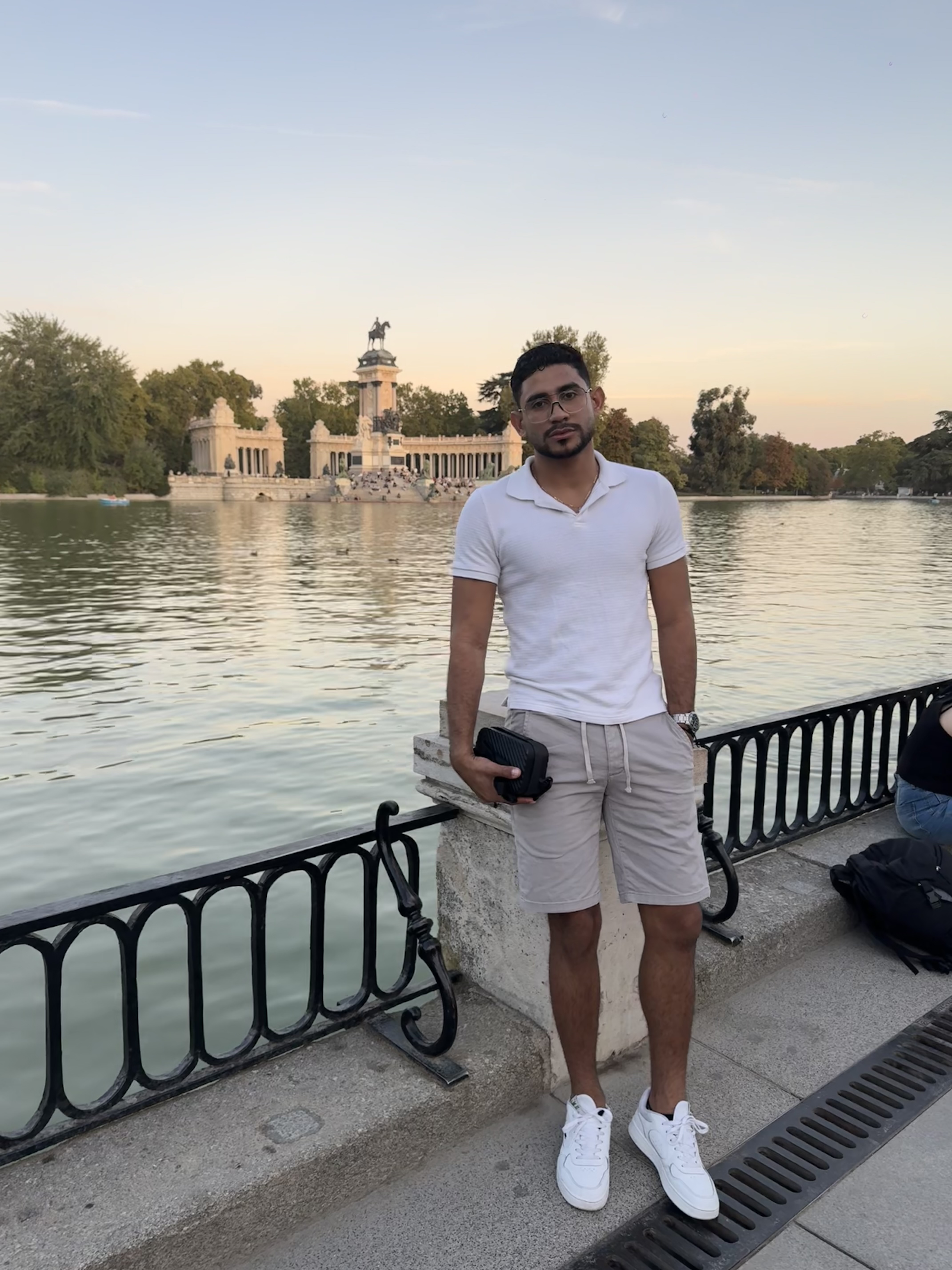 613671388 | MIGUEL | Chico