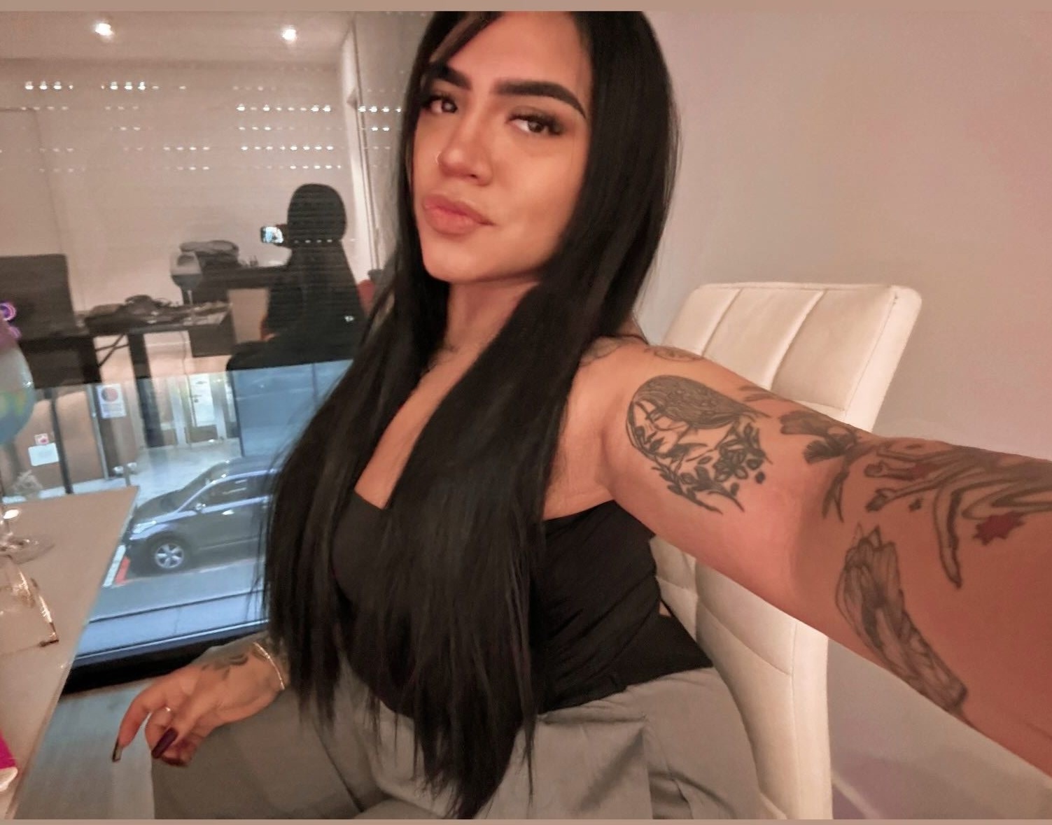 694283354 | SUSY | Chica