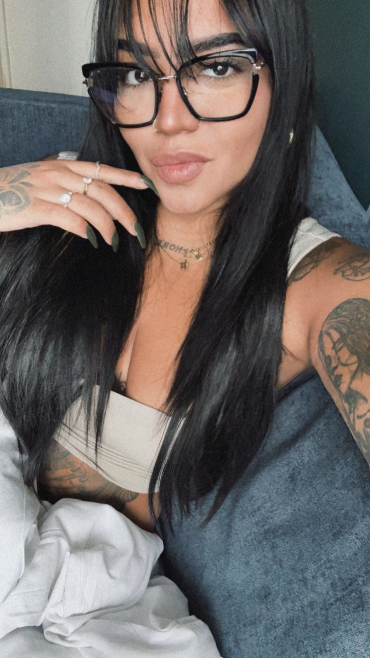 694283354 | SUSY | Chica