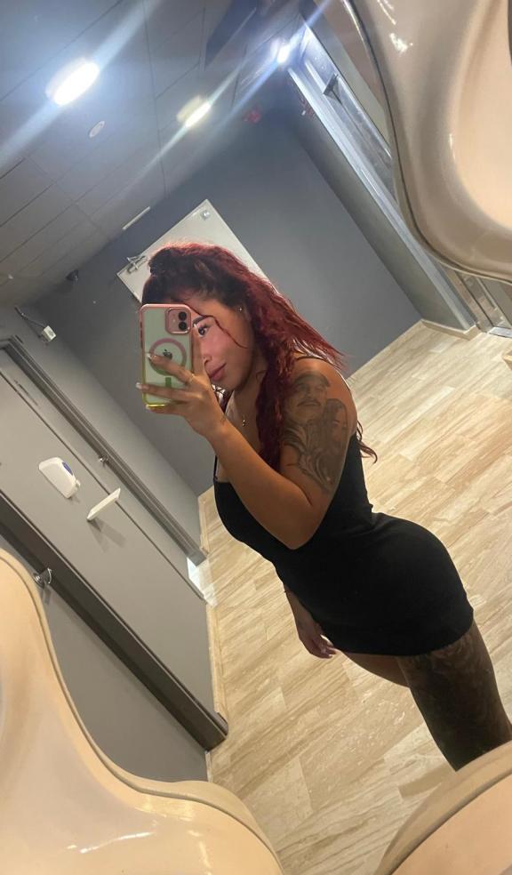 663371911 | MAR | Chica