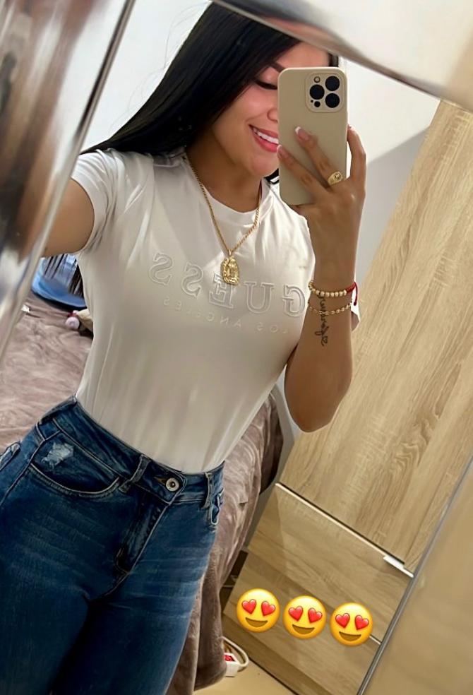 672517032 | CATALINA | Chica