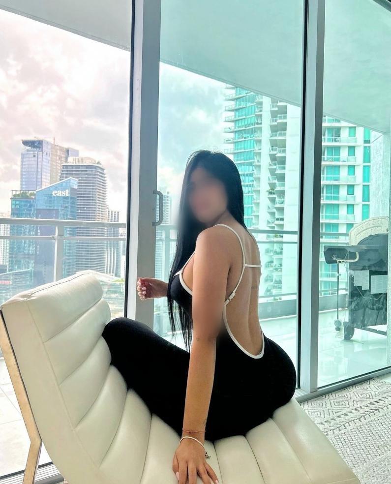 603977961 | GABI | Chica
