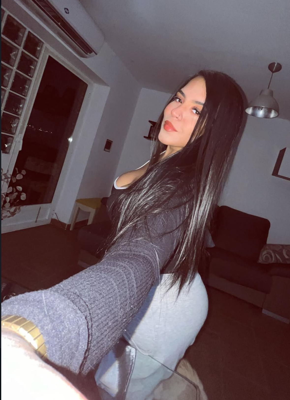 694283354 | SUSY | Chica