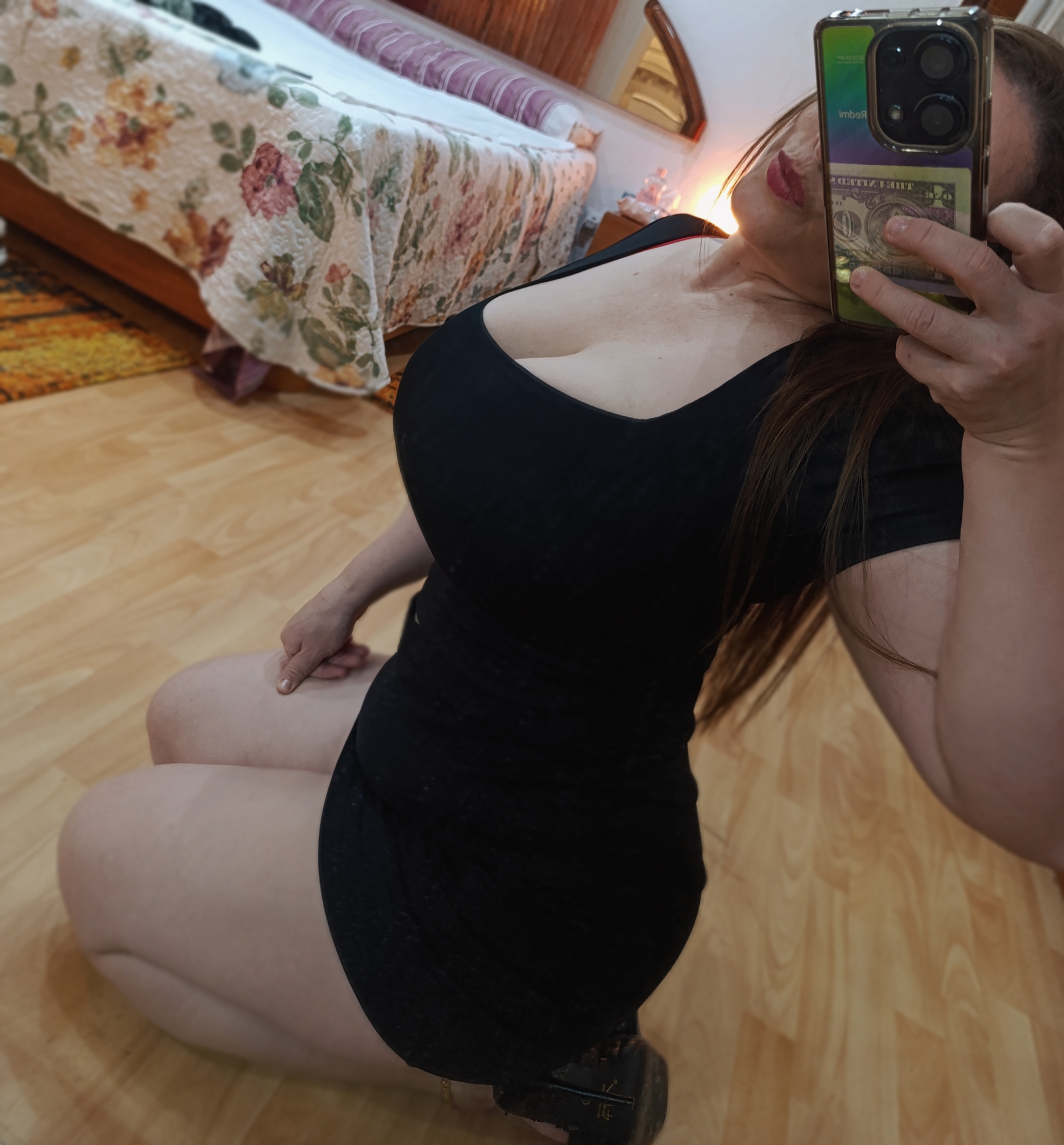 647495481 | LEONELLA | Chica