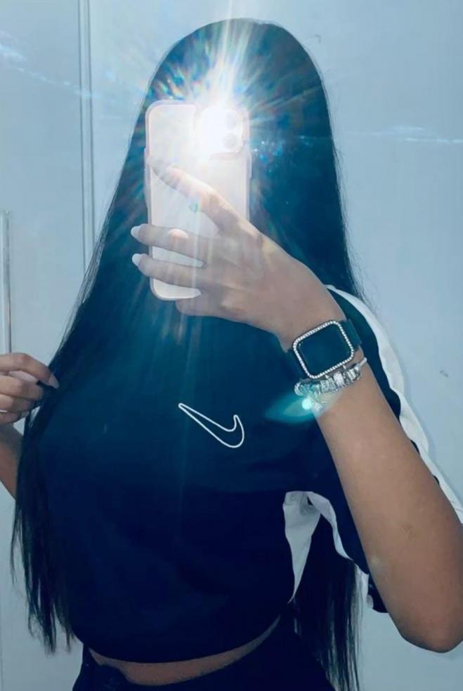 678720608 | CAROLINA | Chica