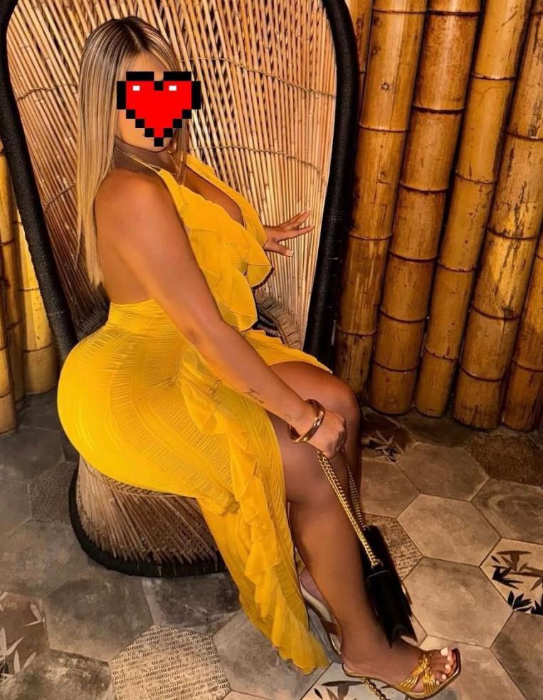 613773869 | SAMYA | Chica