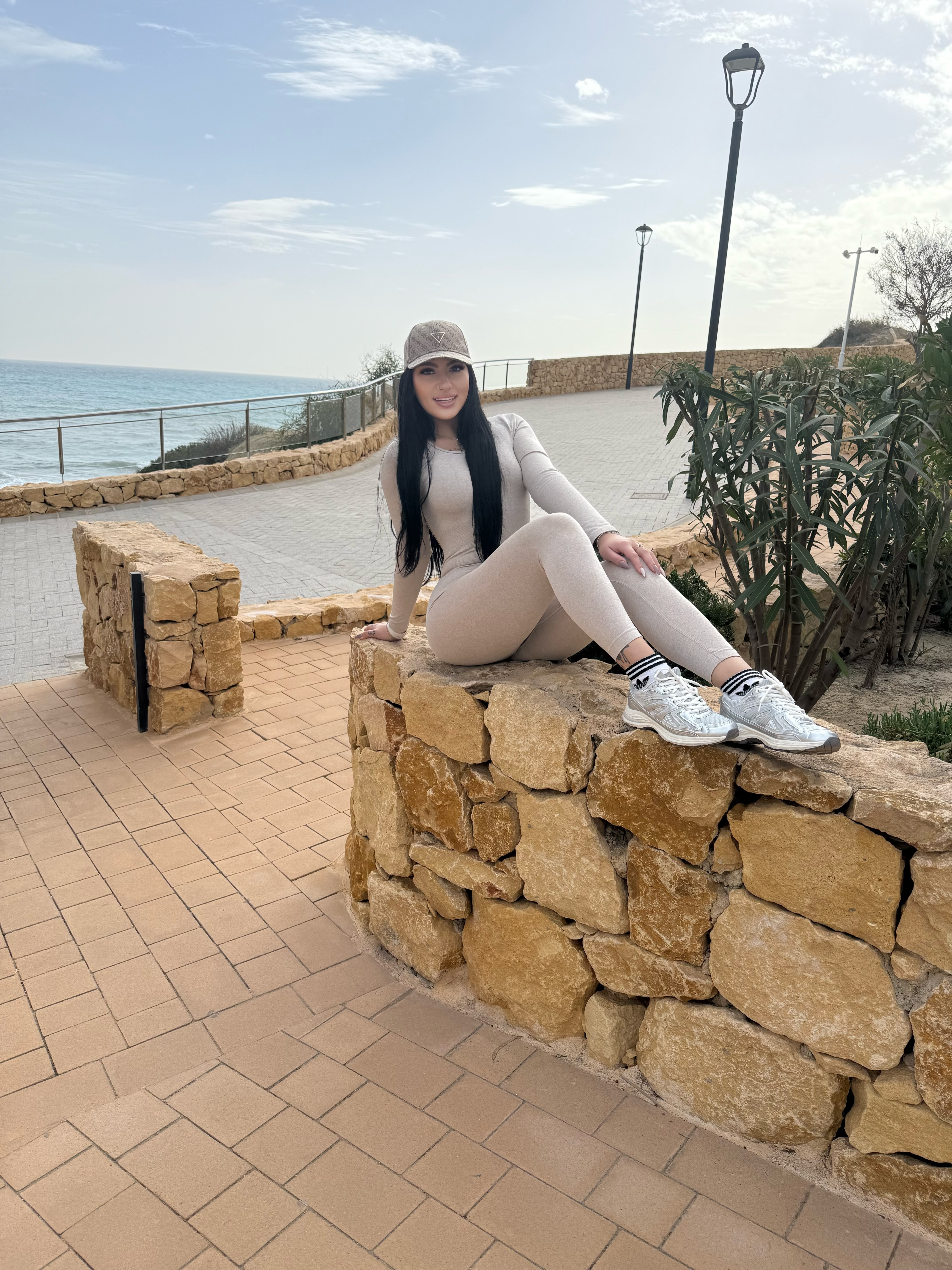 642702186 | PAULA | Chica