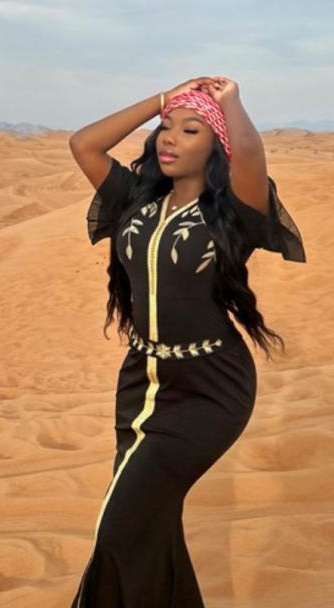 622516915 | ESTEISY | Chica