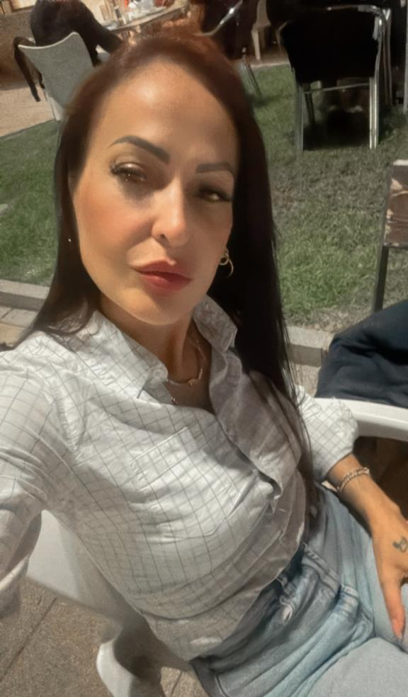 602691568 | DELIA | Escort