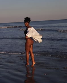 631738145 | SANDRA | Chica