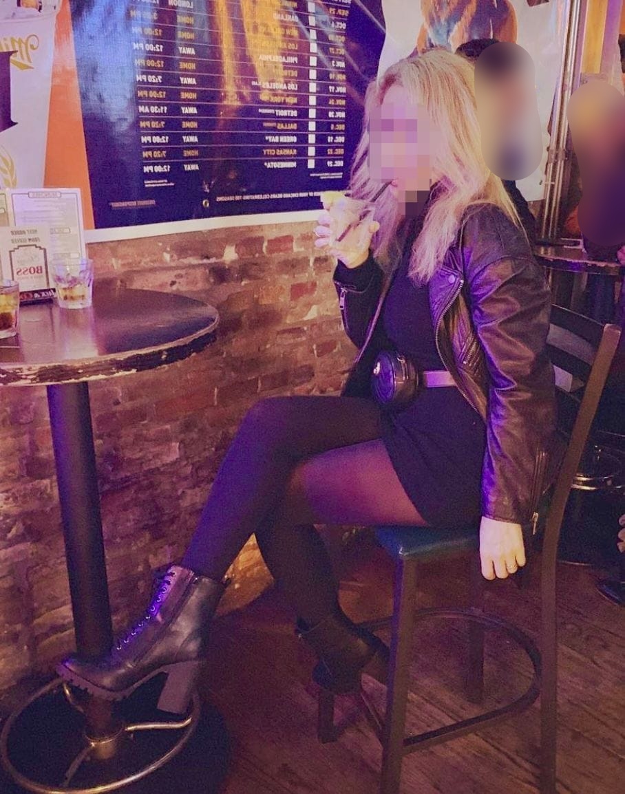 614858419 | PAOLA | Chica