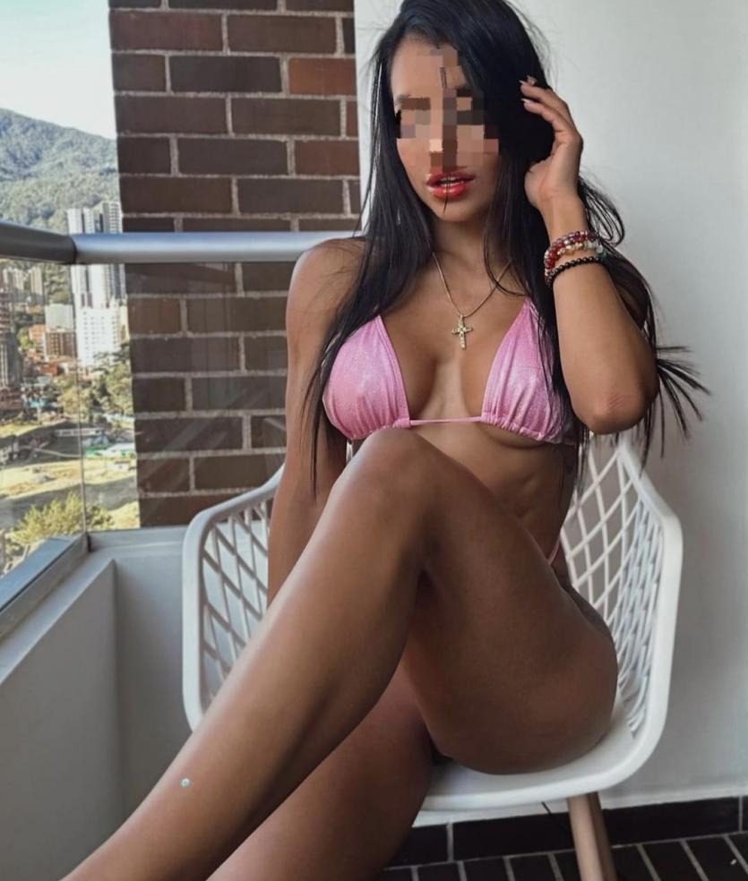 624879377 | GABY | Chica