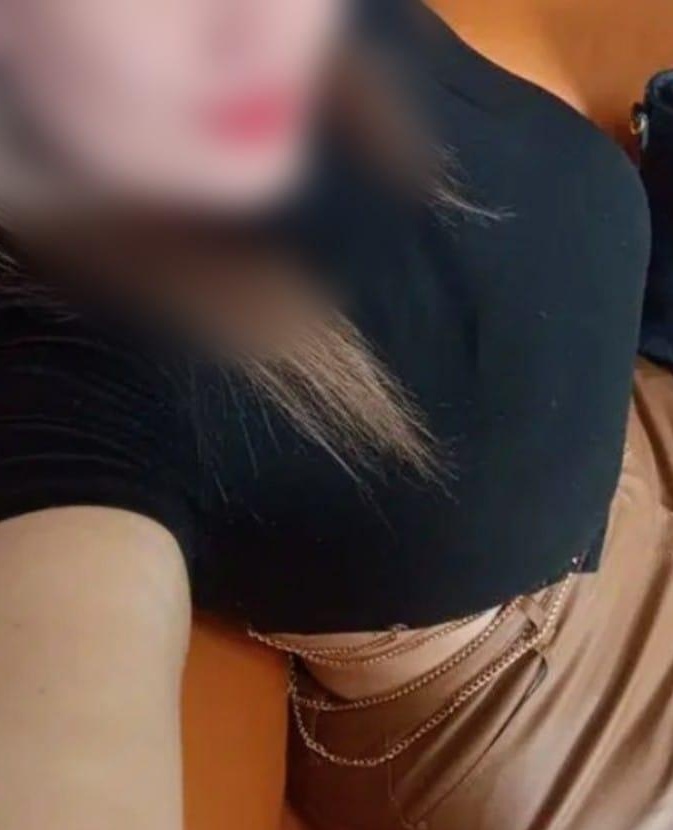 632956886 | LUZ | Chica
