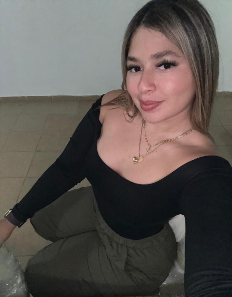 614872735 | ANA | Chica