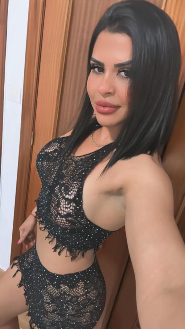 622830111 | MELISSA | Chica