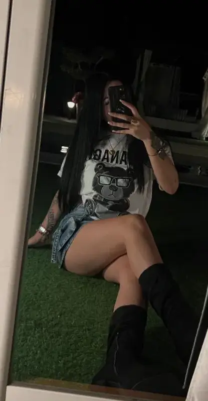 612240163 | ZAHARA | Chica