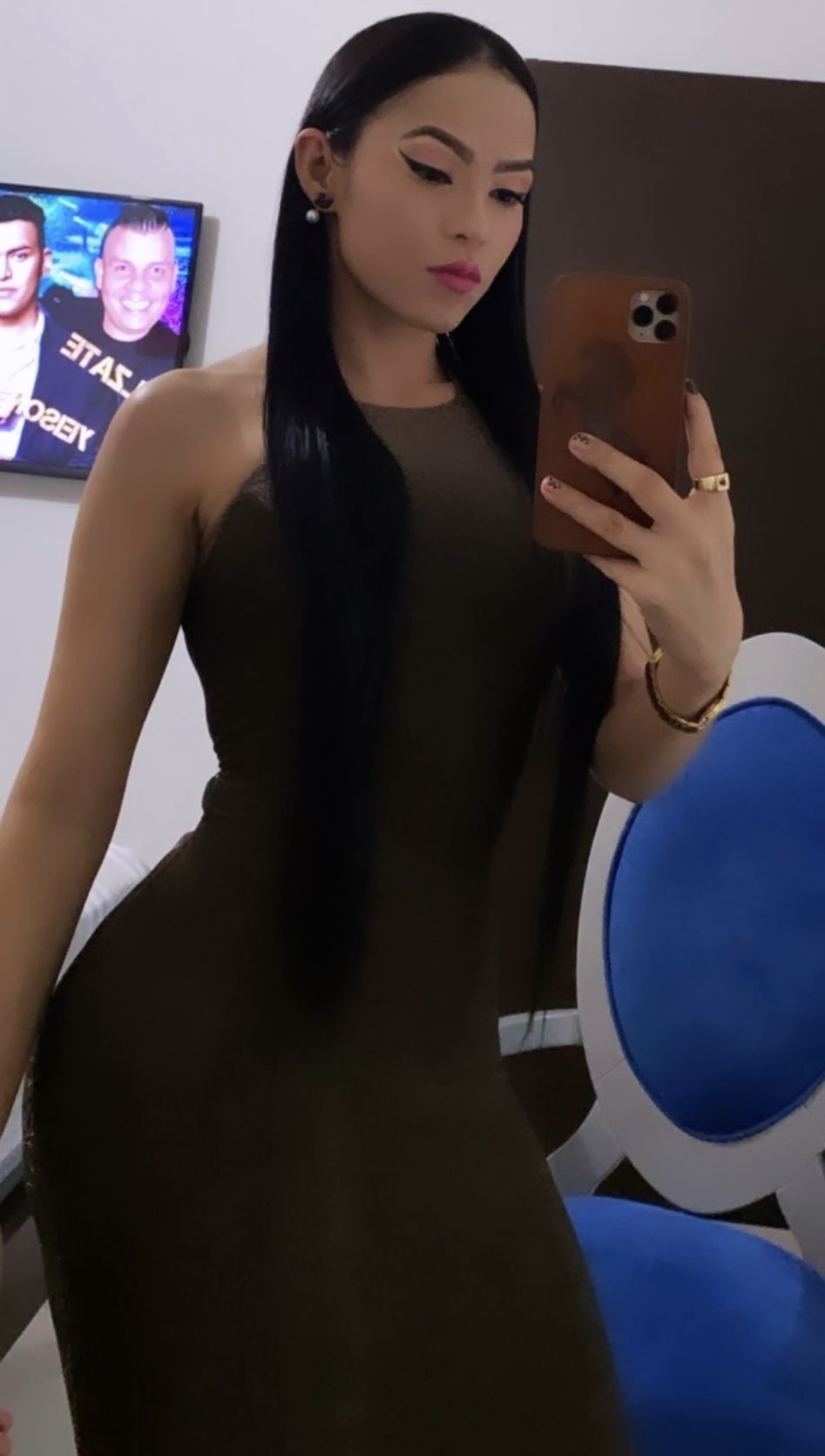 642094203 | SARA | Chica