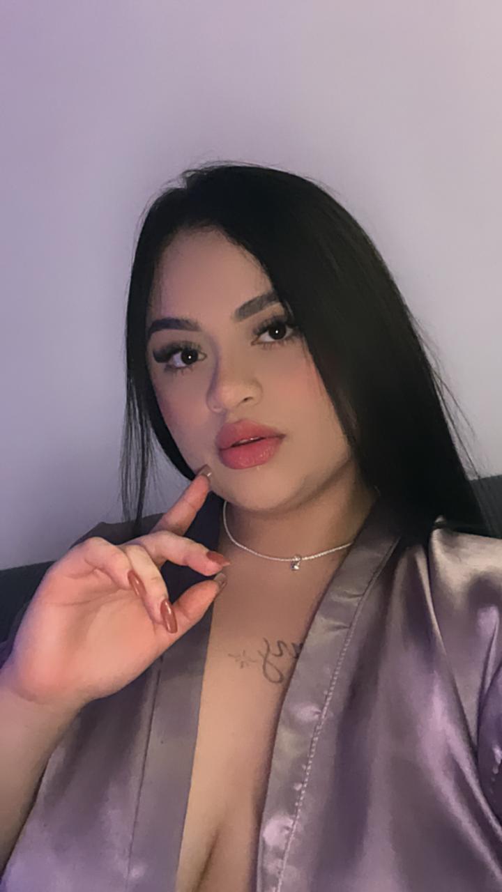 631713974 | ARIANA | Chica