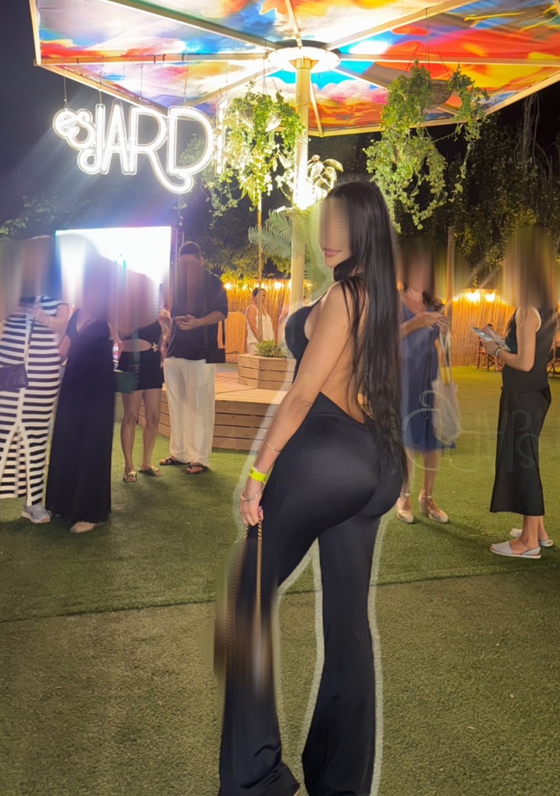 613347455 | ABBYBELLA | Chica