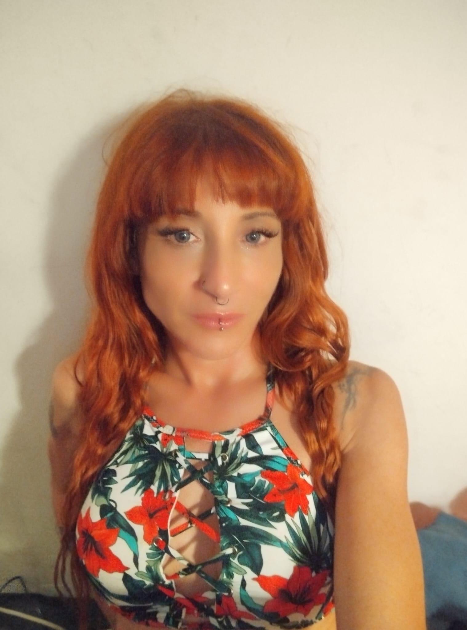 663998163 | VEGA | Chica