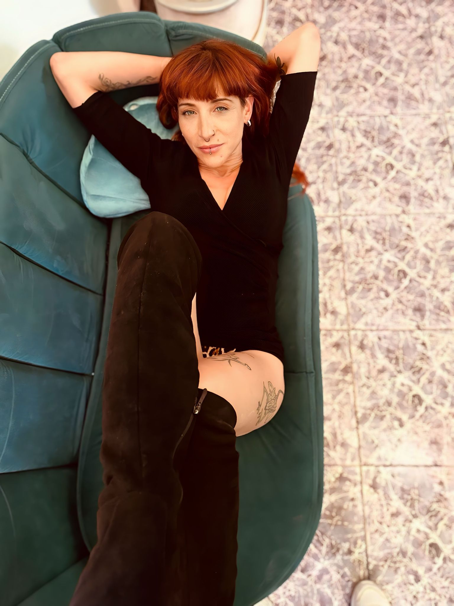 663998163 | VEGA | Chica