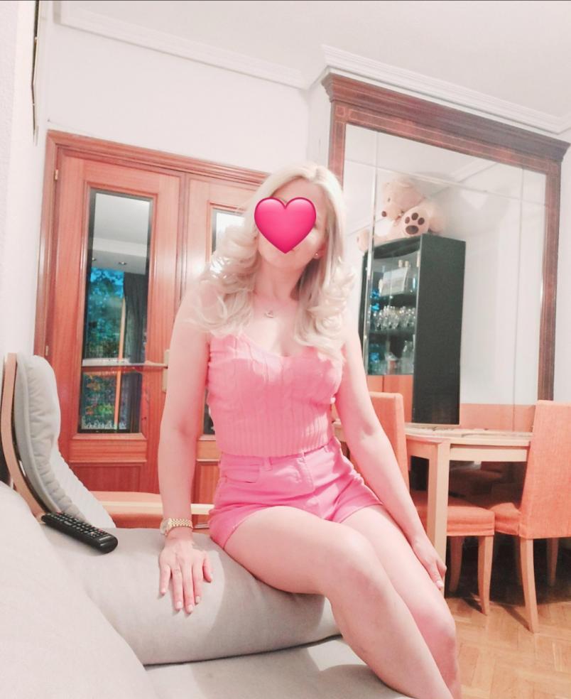 631849633 | PAULA | Chica