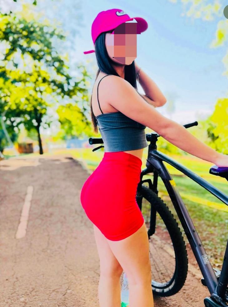 617478110 | FATNA | Chica