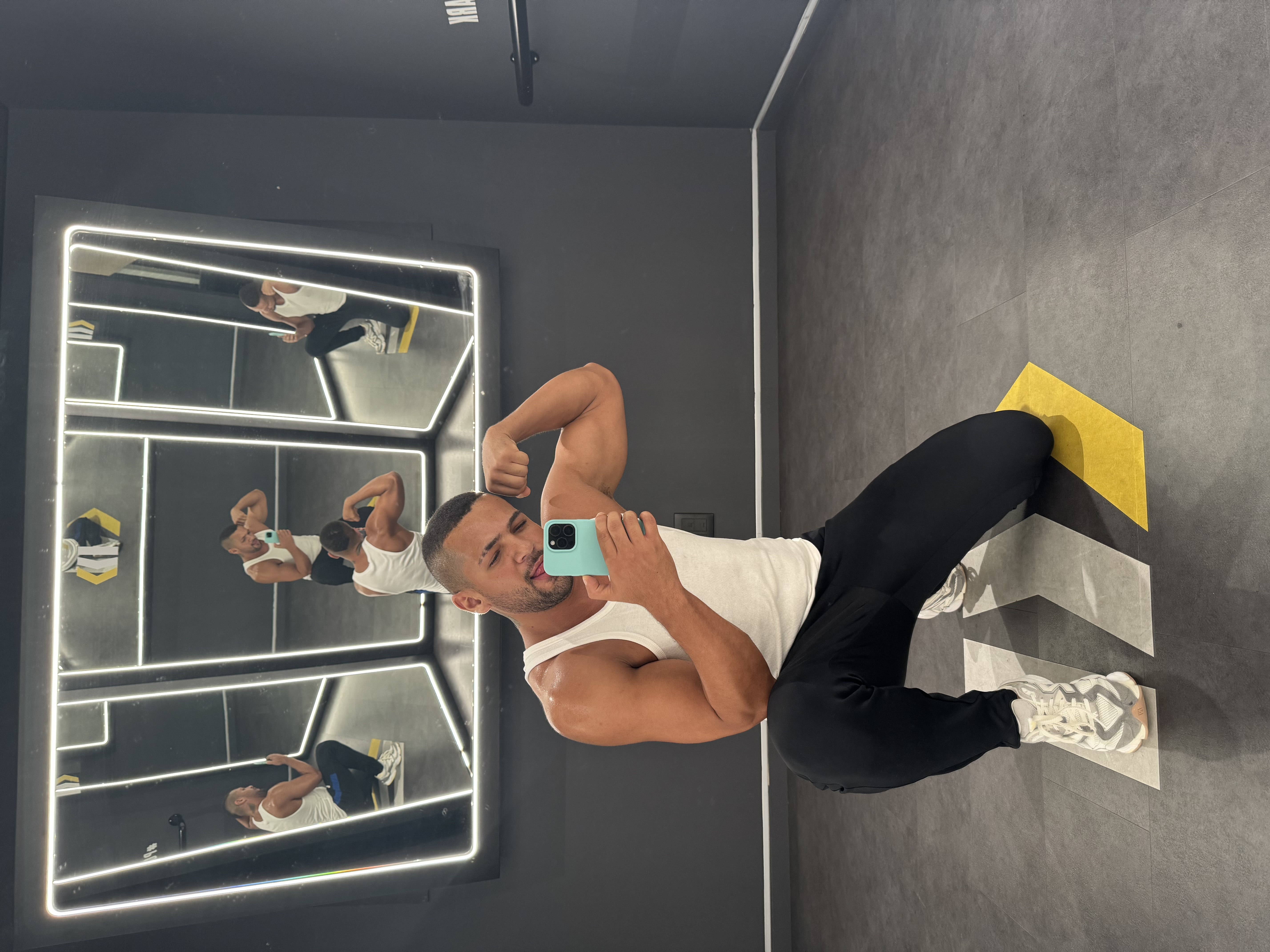 683162550 | WALTER CAIO | Chico