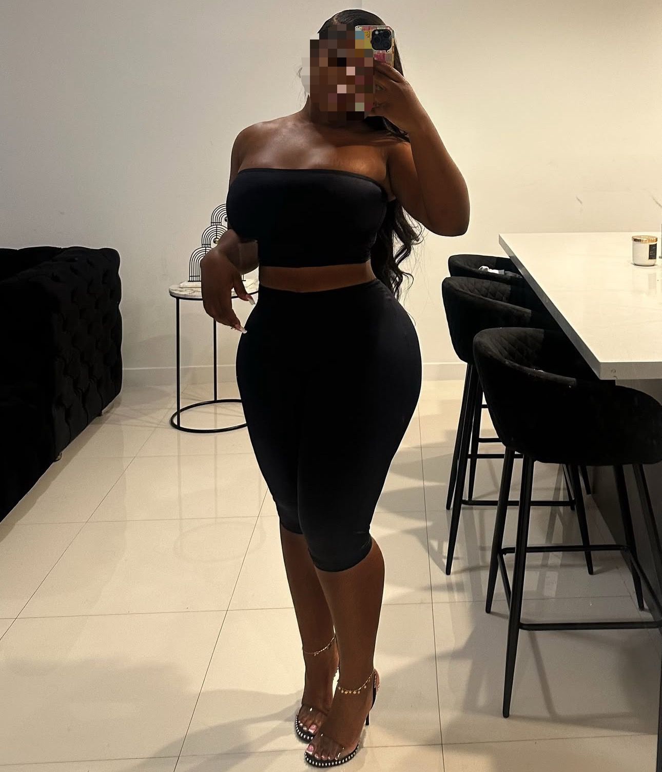 666193048 | ISABELLA | Chica