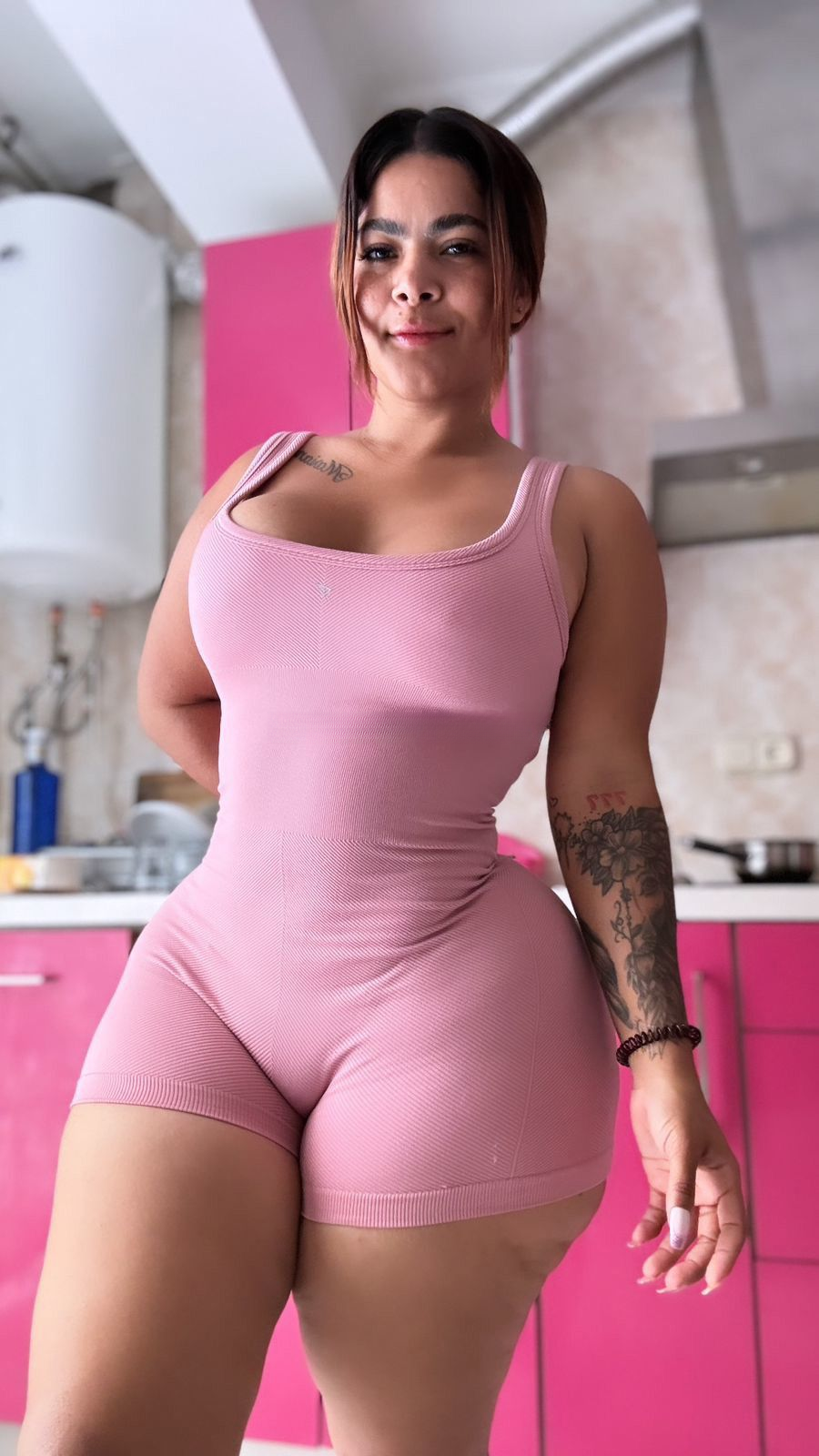 605559807 | MARIAM | Chica