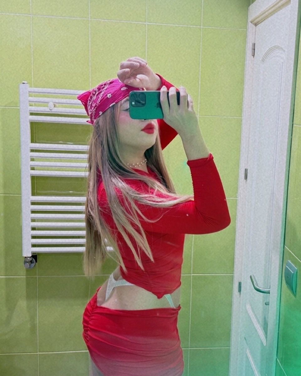 604100219 | ARI | Transexual