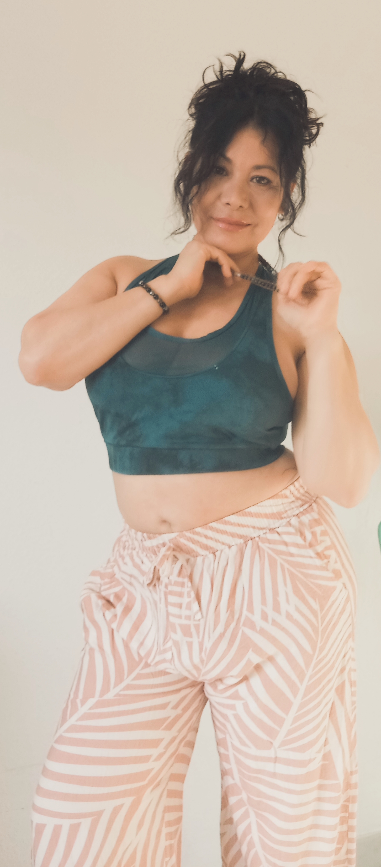 742021855 | DIANA FéNIX | Chica
