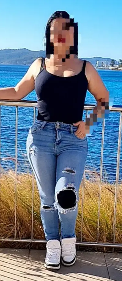 641174179 | REINA | Chica
