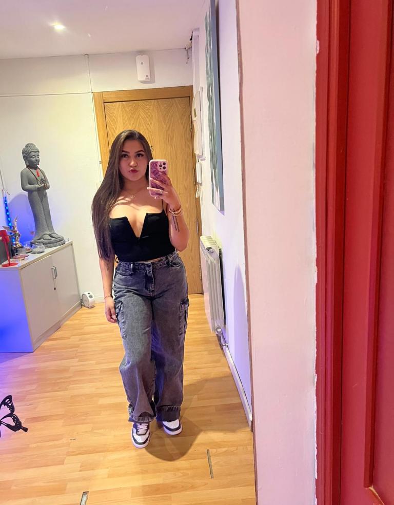 695323488 | NOELIA | Chica