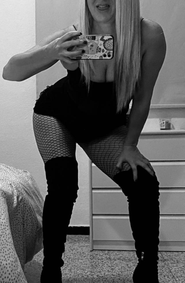 614105787 | BARBY | Chica
