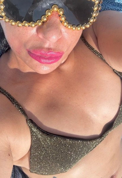 683107628 | KHARLA | Chica