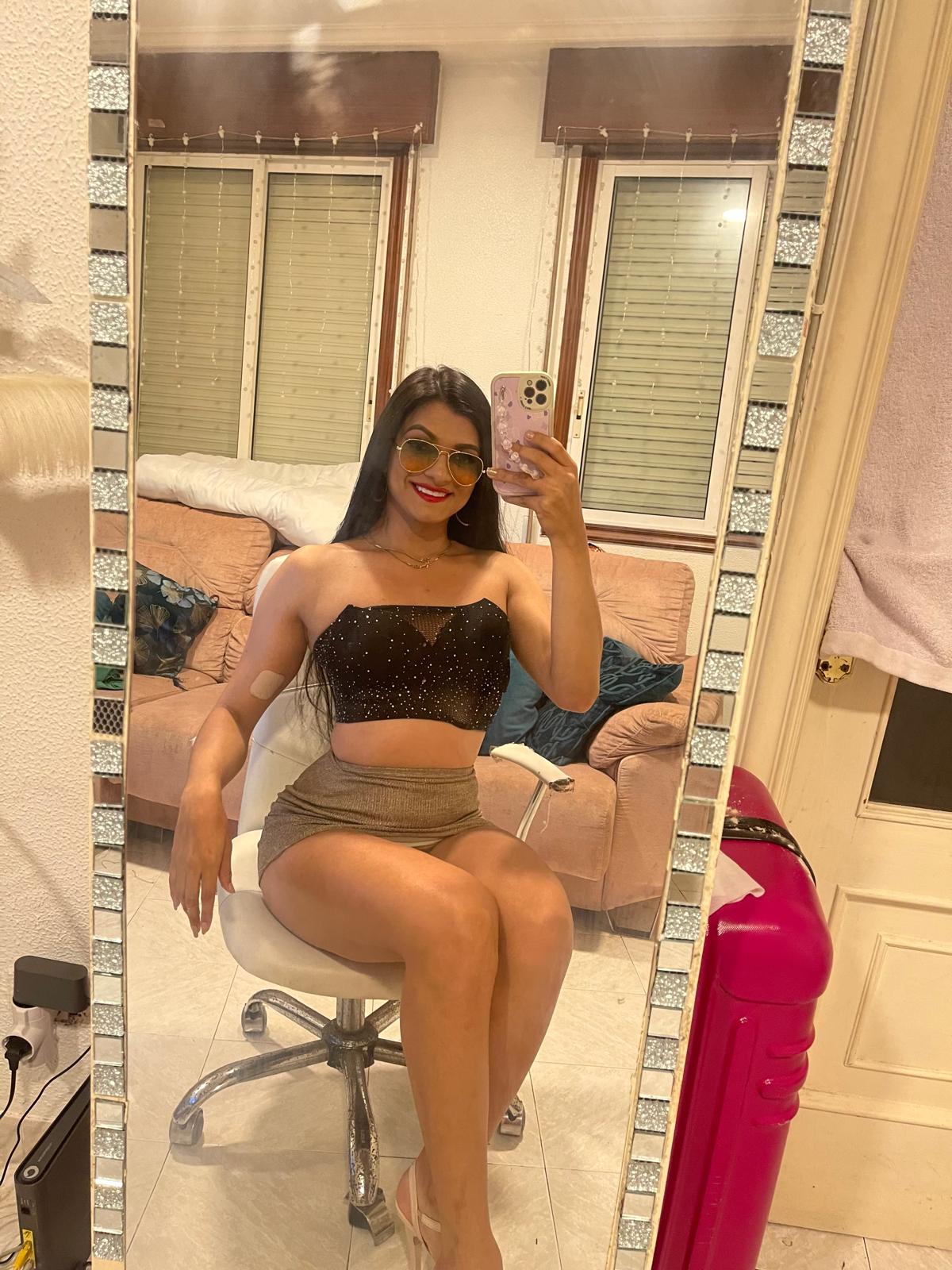 634376443 | SARA | Transexual