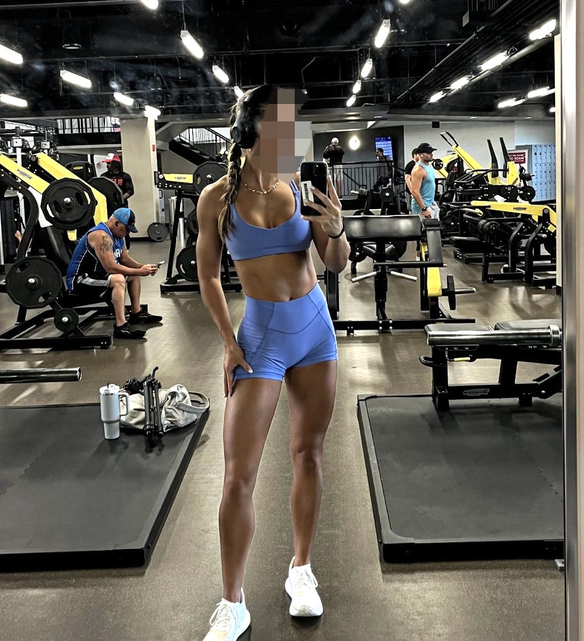 667092352 | PAUFIT | Chica