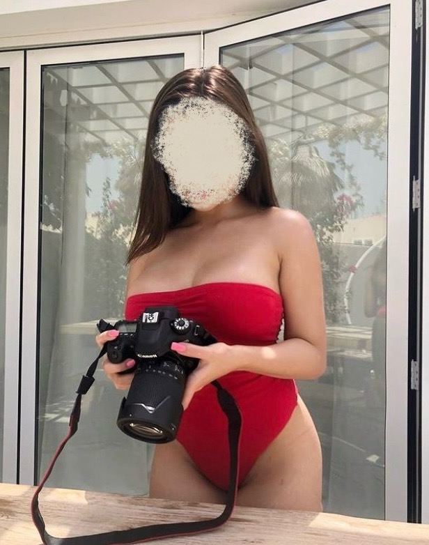 631077704 | NATALIA | Chica