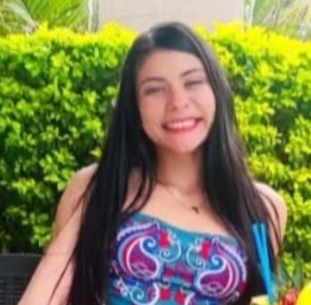 602011758 | YURENA | Chica