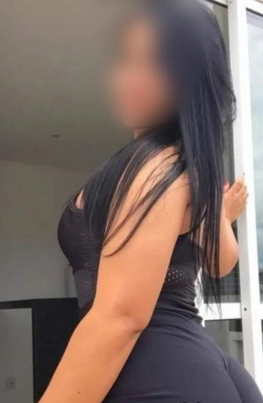 643278859 | LIZZA | Puta