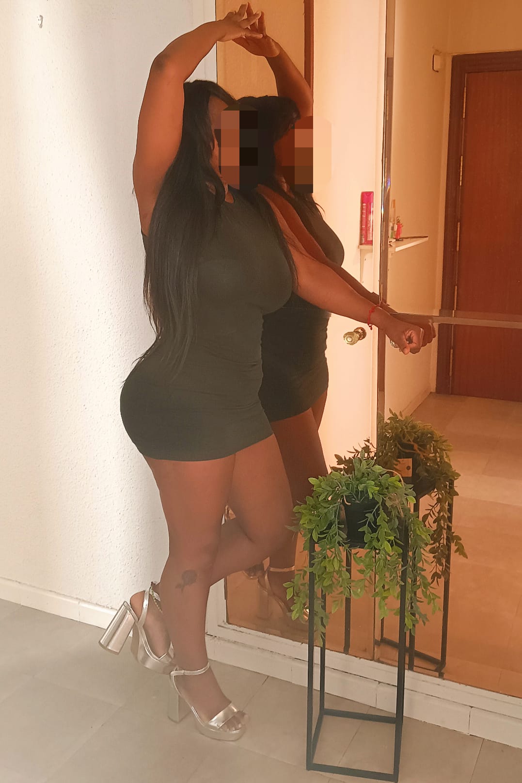 600164503 | MICHELL | Chica